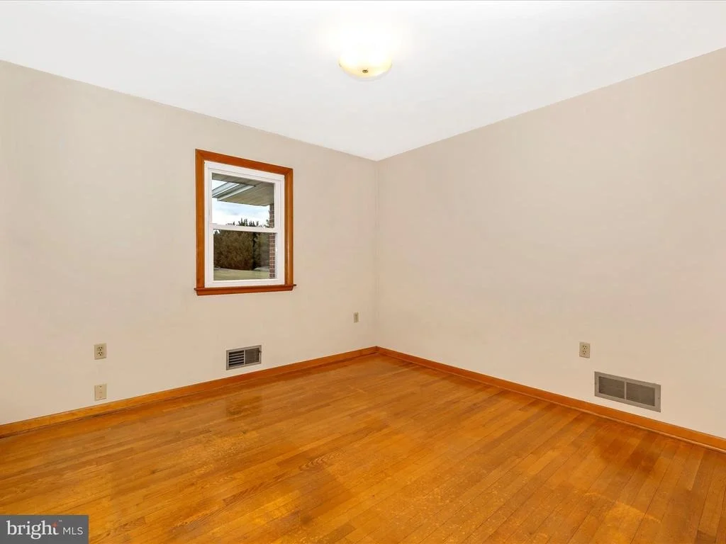 Photo of 9484 POCONO DRIVE
