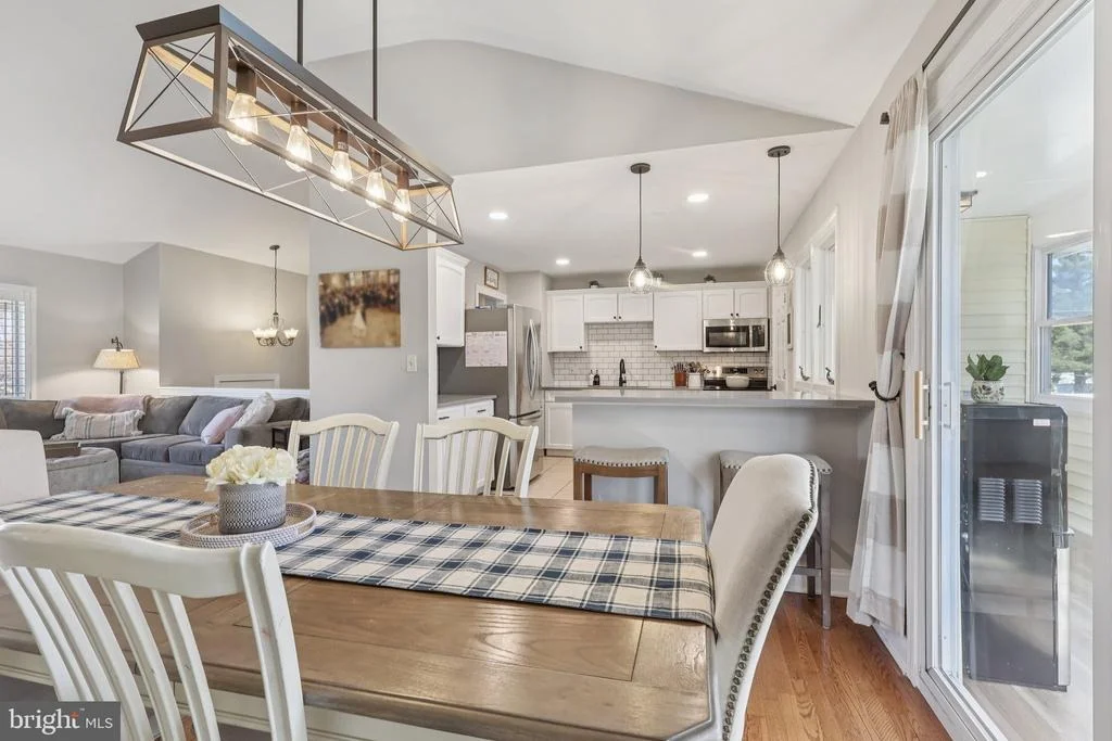 Photo of 6 RYDAL DRIVE