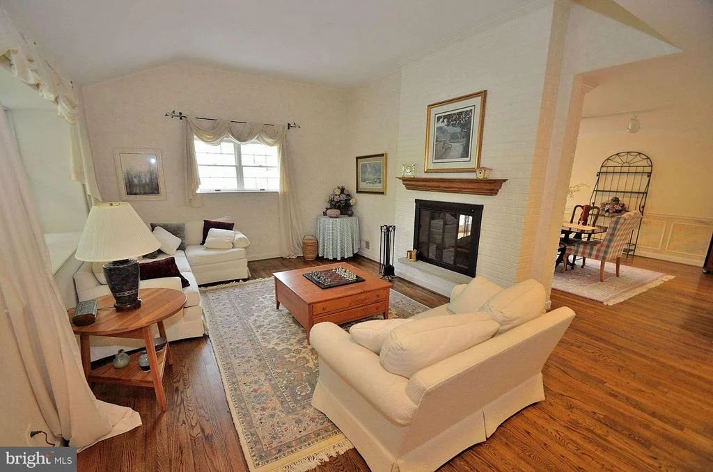 Photo of 1827 PANARAMA COURT