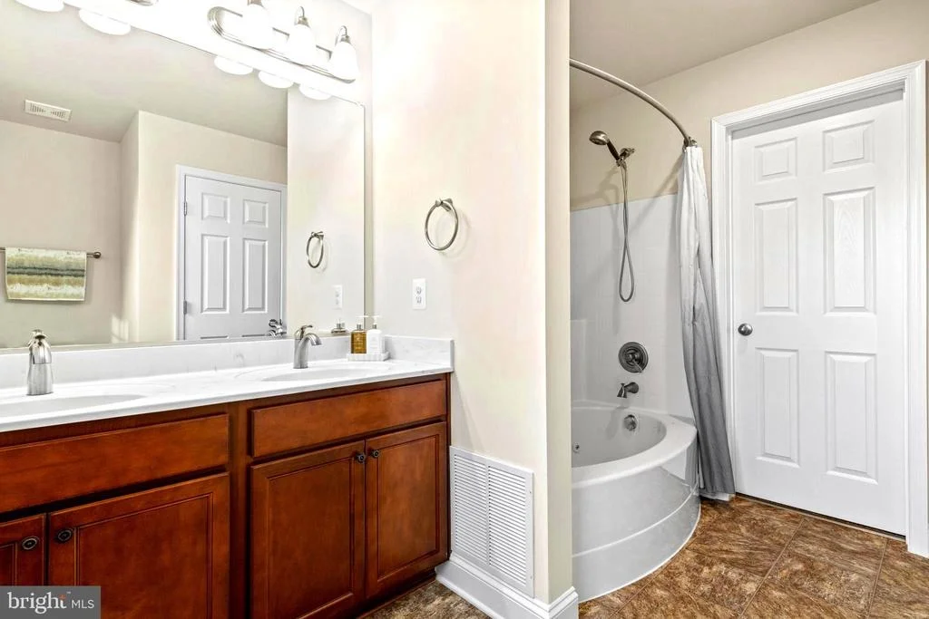 Photo of 4164 THRIFT ROAD
