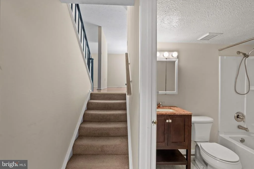 Photo of 1312 HILLCREST DRIVE