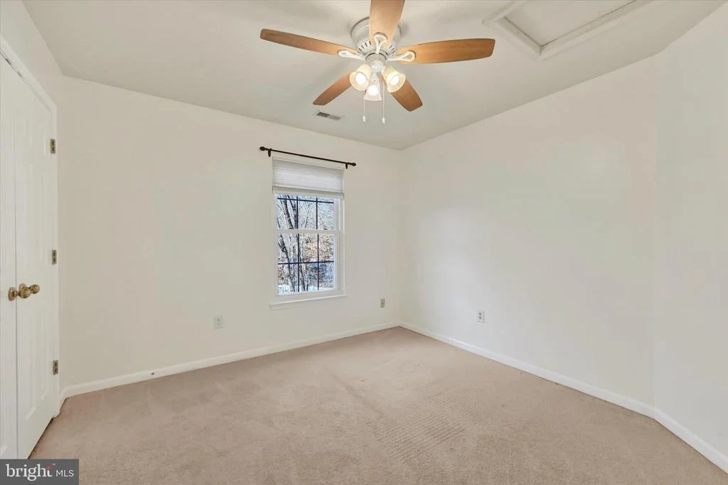 Photo of 1590 CHAPMAN ROAD