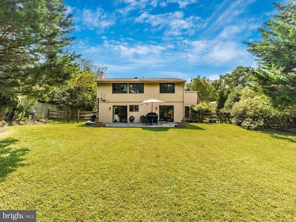 Photo of 11709 FLINTS GROVE