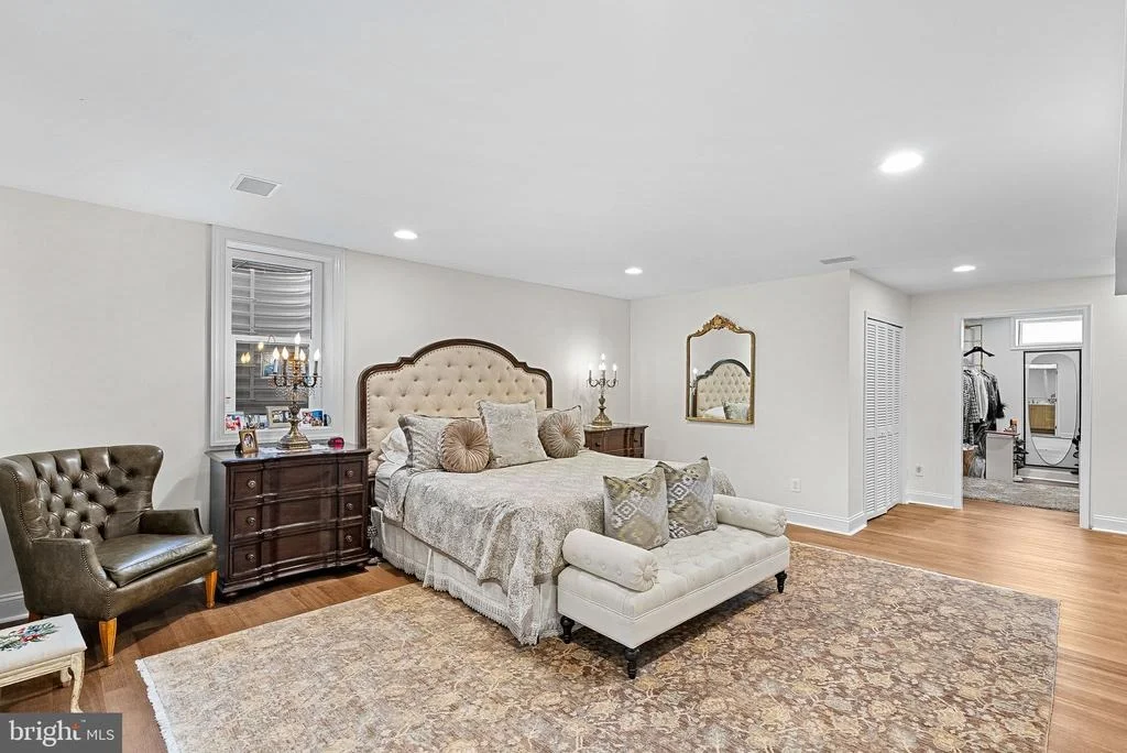 Photo of 15064 BARLOW DRIVE