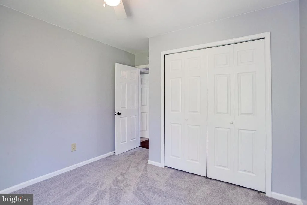 Photo of 9813 MAINSAIL DRIVE