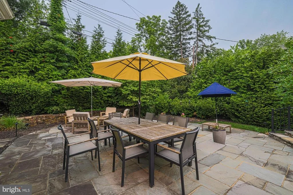 Photo of 6300 SHELRICK DRIVE