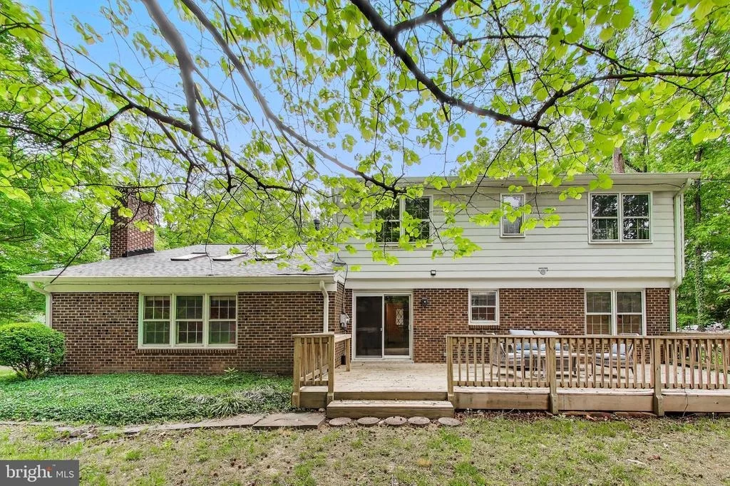 Photo of 6820 COLBURN DRIVE