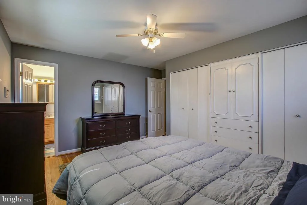 Photo of 906 LAMBERTON DRIVE