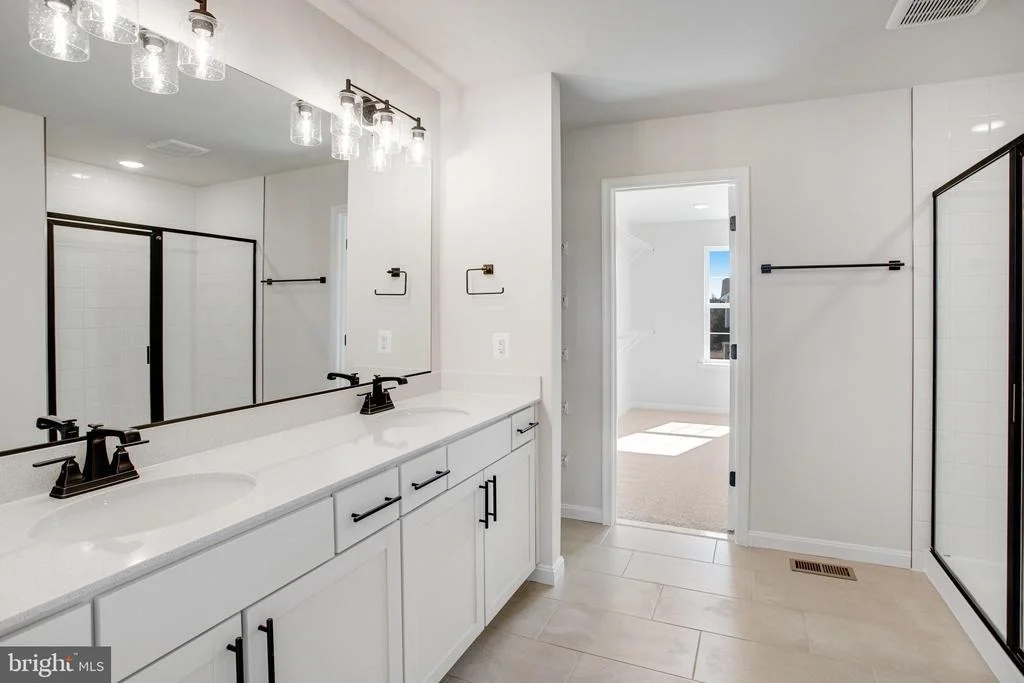 Photo of 611 CLOVER LANE