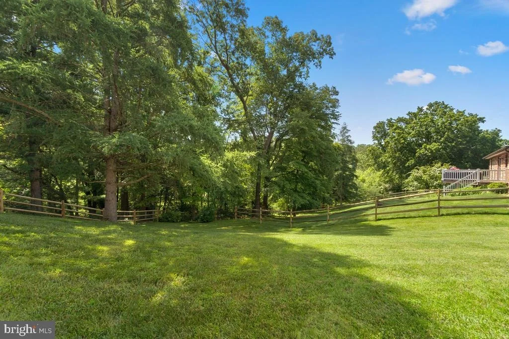 Photo of 3324 LLEWELLYN FIELD ROAD