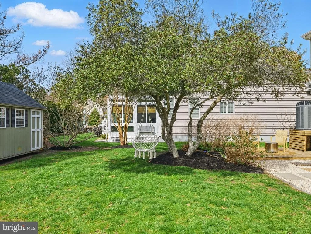 Photo of 948 HAWKSBILL STREET