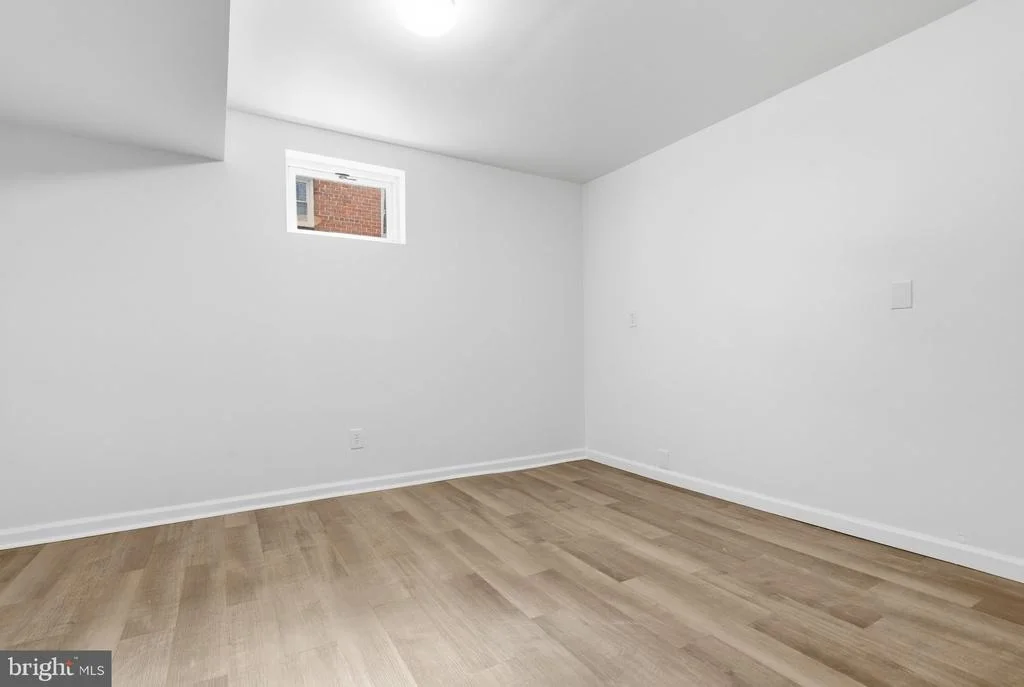 Photo of 1511 CREST ROAD