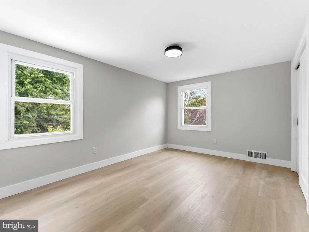 Photo of 34 MAYFAIR CIRCLE