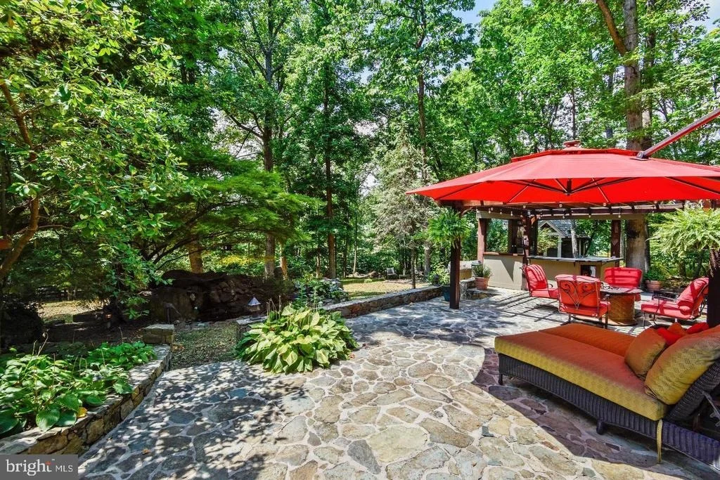 Photo of 17641 RAVEN ROCKS ROAD