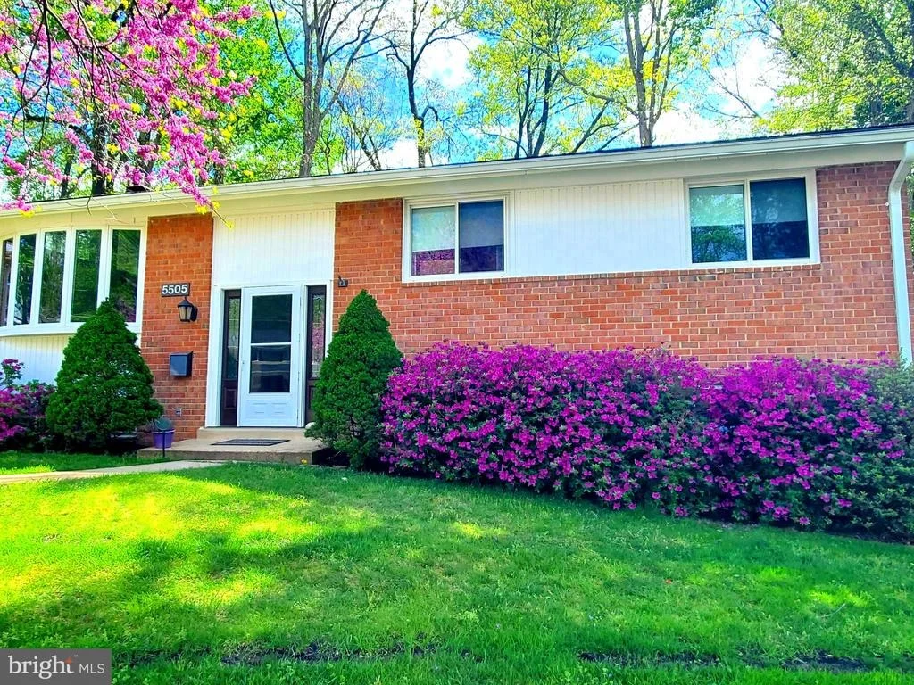 Photo of 5505 EASTBOURNE DRIVE