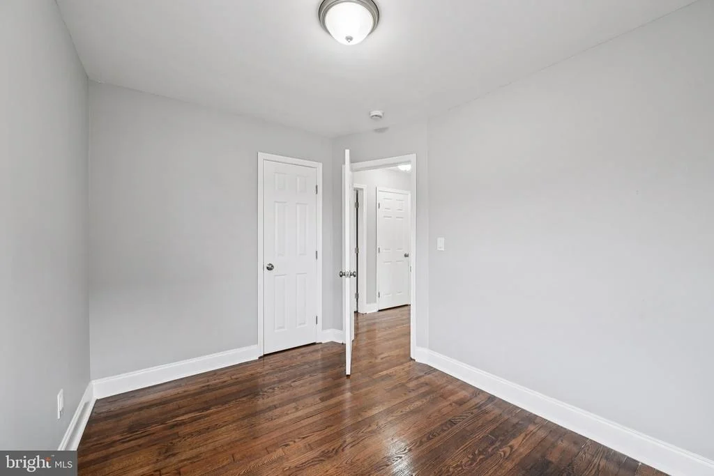 Photo of 4902 GILRAY DRIVE