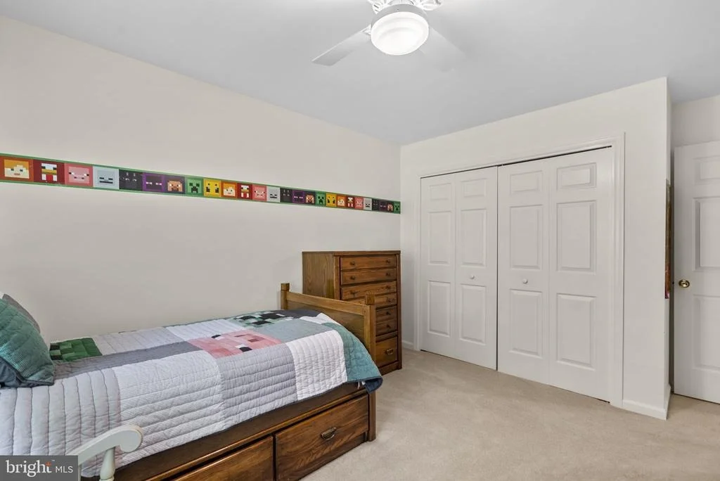 Photo of 4913 CONTINENTAL DRIVE