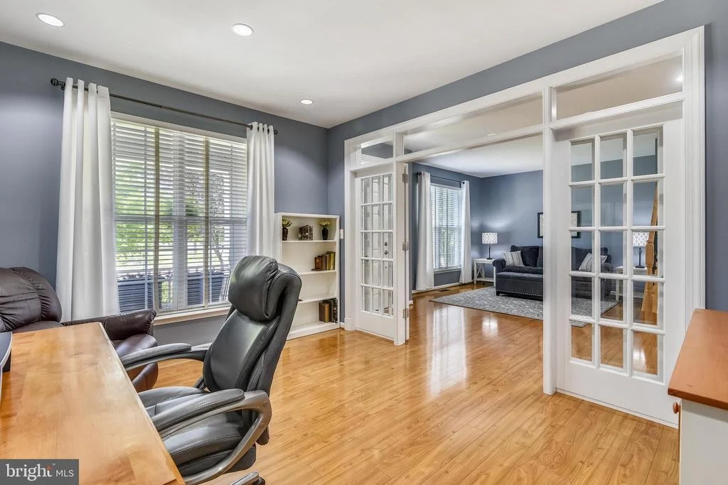 Photo of 25853 SPRING FARM CIRCLE