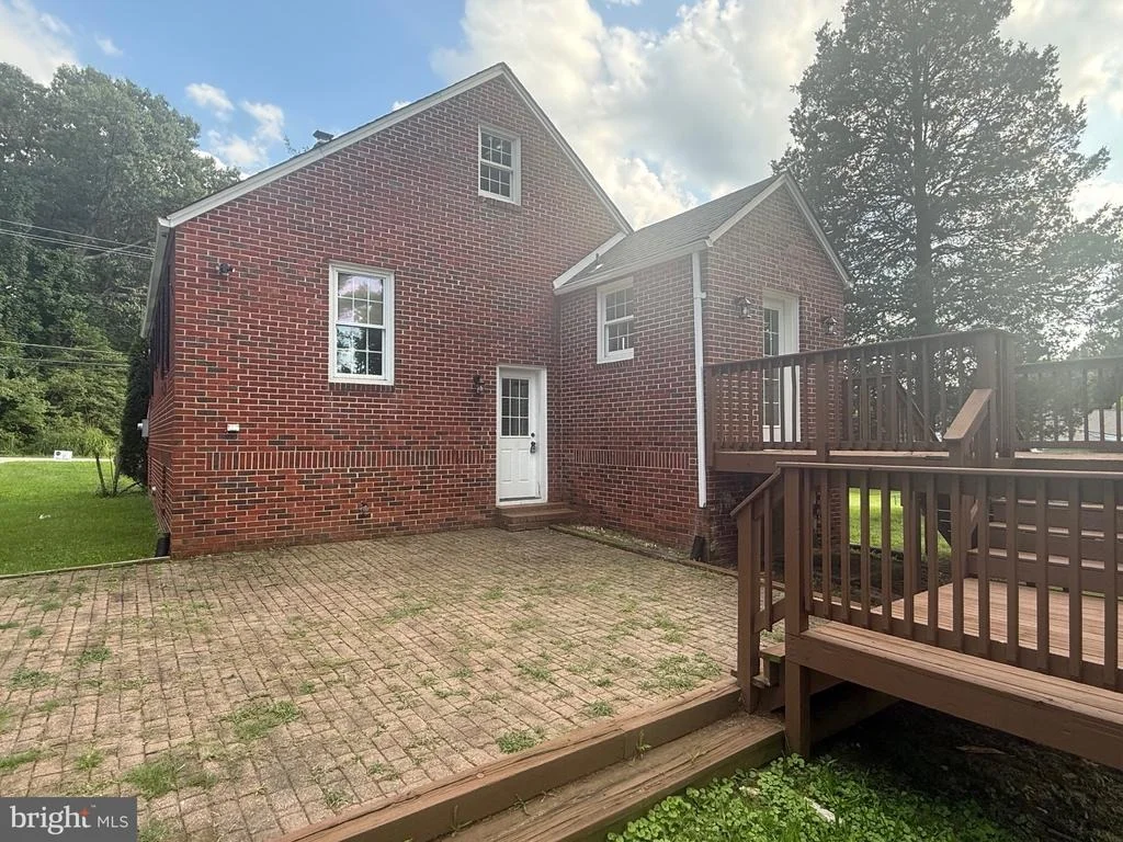 Photo of 10516 BIRD RIVER ROAD