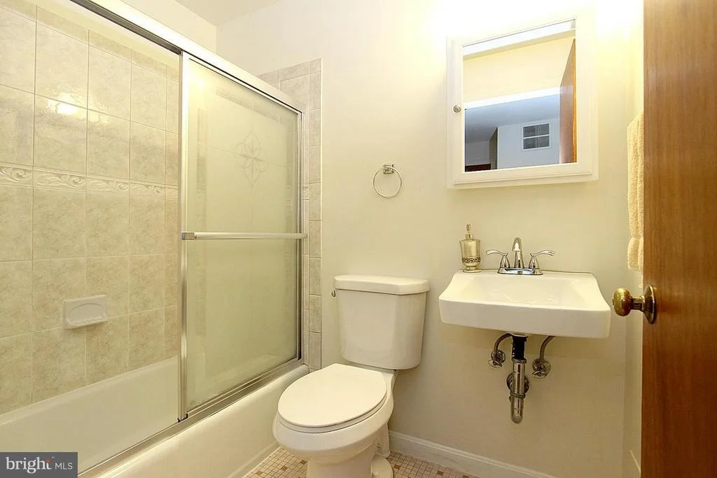 Photo of 17633 PRINCE EDWARD DRIVE