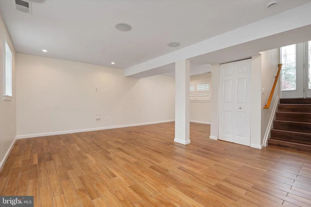 Photo of 100 CARROLL DRIVE