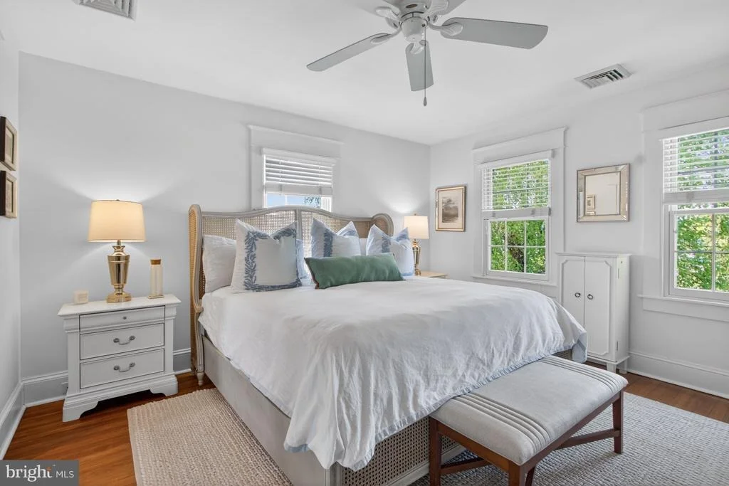 Photo of 829 SAVANNAH ROAD