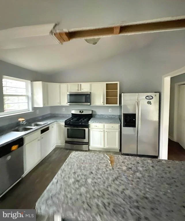 Photo of 105 OAK AVENUE