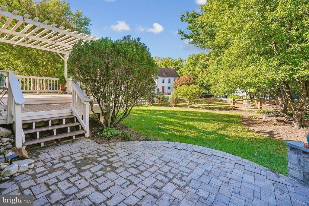 Photo of 6 BENTLEY DRIVE