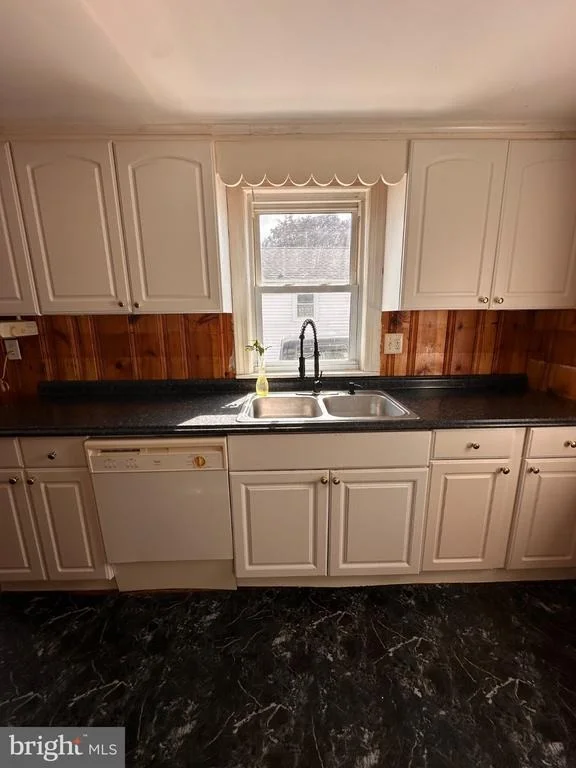 Photo of 338 FAIR AVENUE