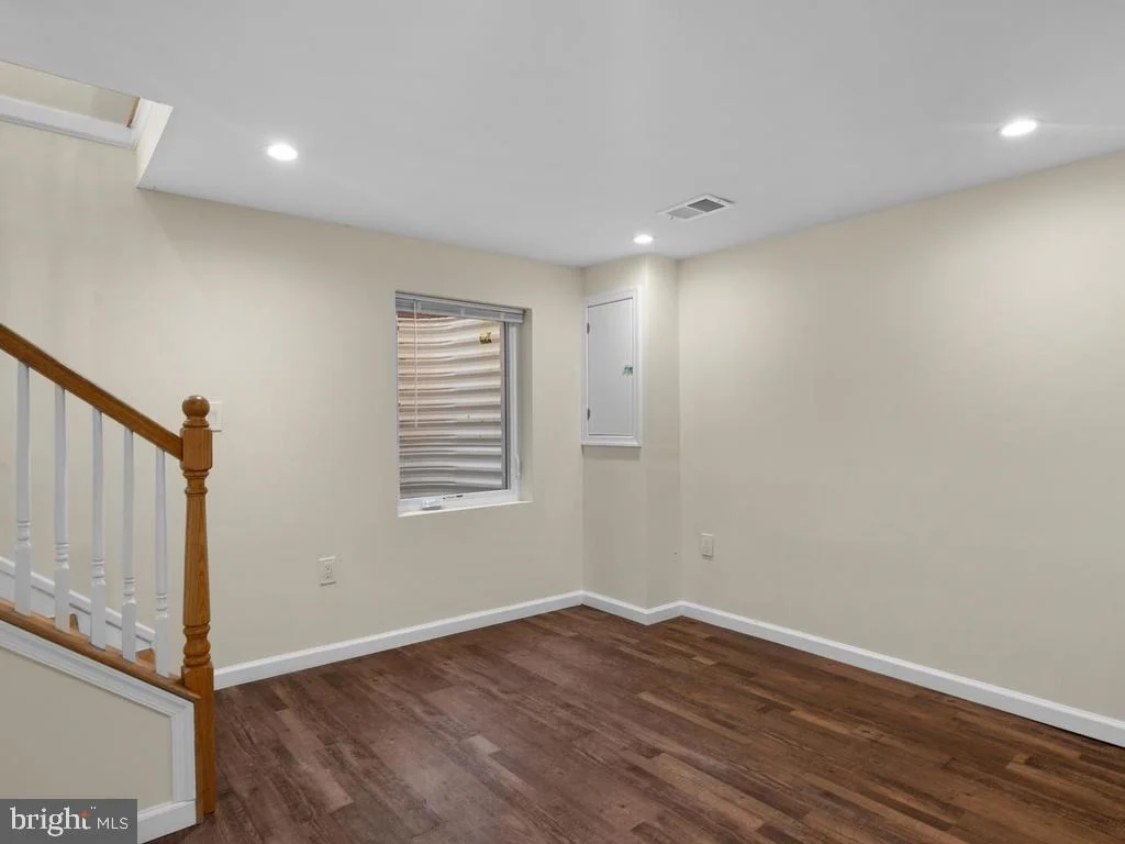 Photo of 5021 AYERS PLACE SE