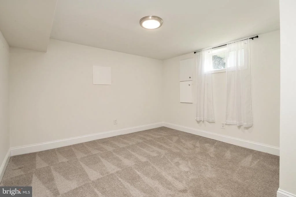 Photo of 5 HAMPTON ROAD