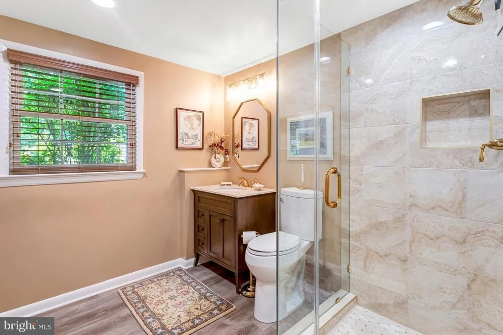 Photo of 4401 DOLPHIN LANE