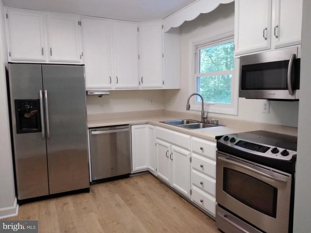 Photo of 12227 LARCH LANE