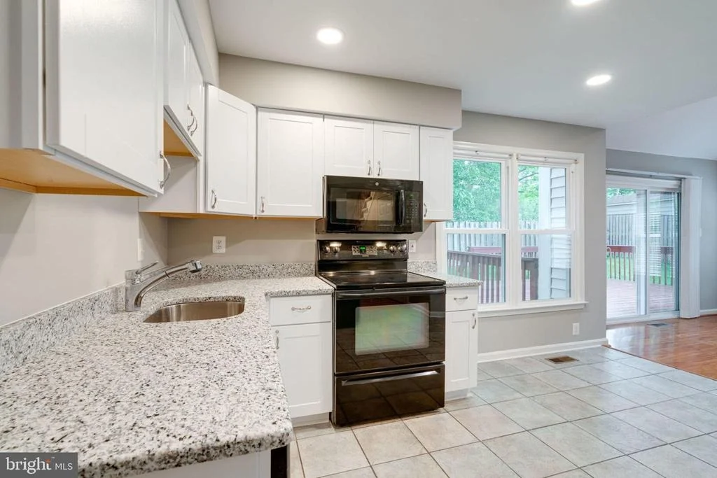 Photo of 7809 RED TULIP COURT