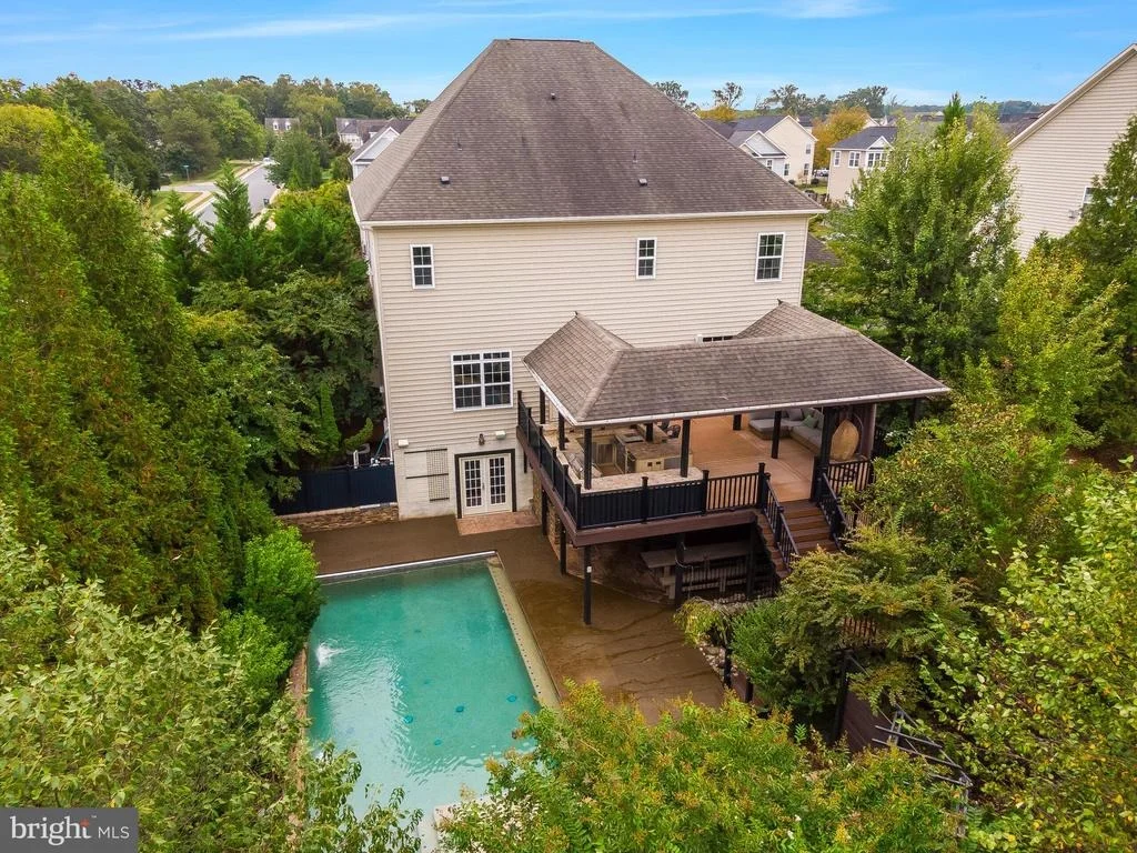 Photo of 42018 MILL QUARTER PLACE