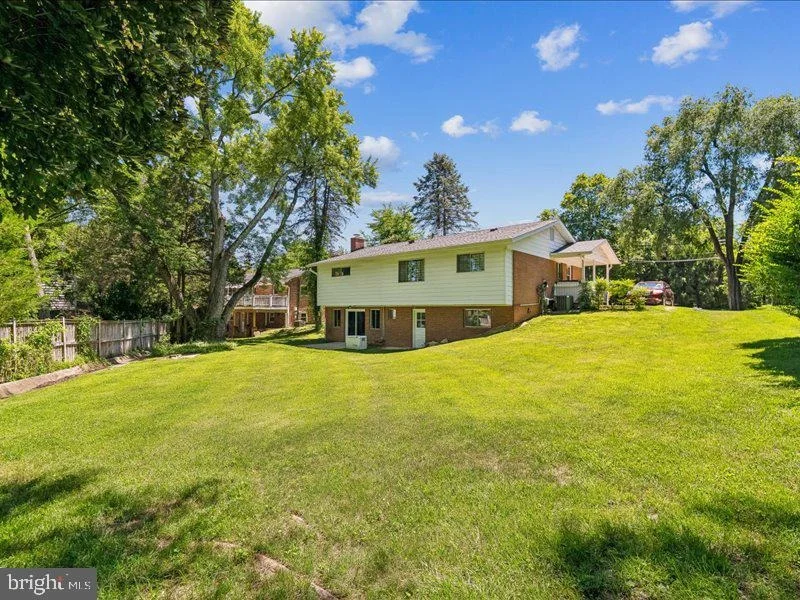 Photo of 903 ANNMORE DRIVE