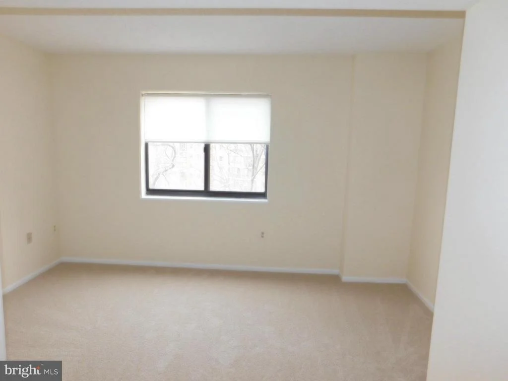 Photo of Unit 3818 at 15115 INTERLACHEN DRIVE