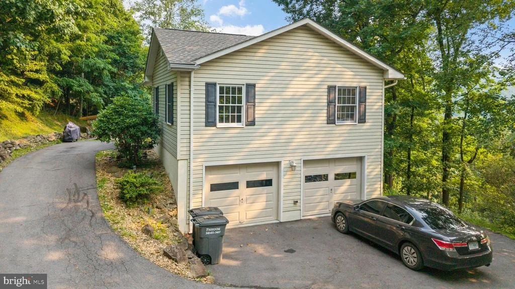Photo of 1336 GRANNY SMITH ROAD