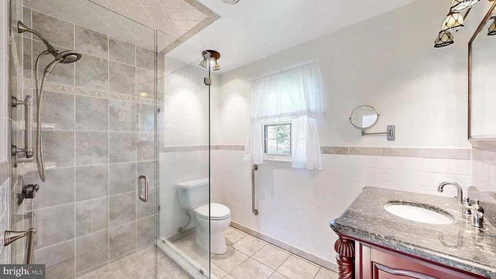 Photo of 45 W FAIRFIELD DRIVE