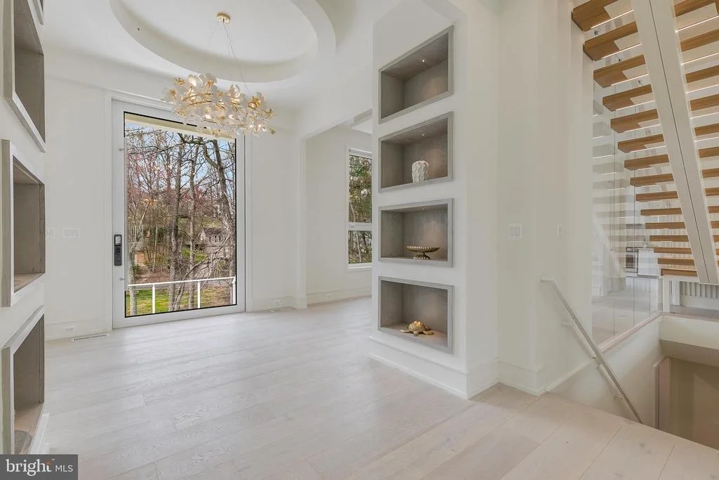 Photo of 8757 BROOK ROAD
