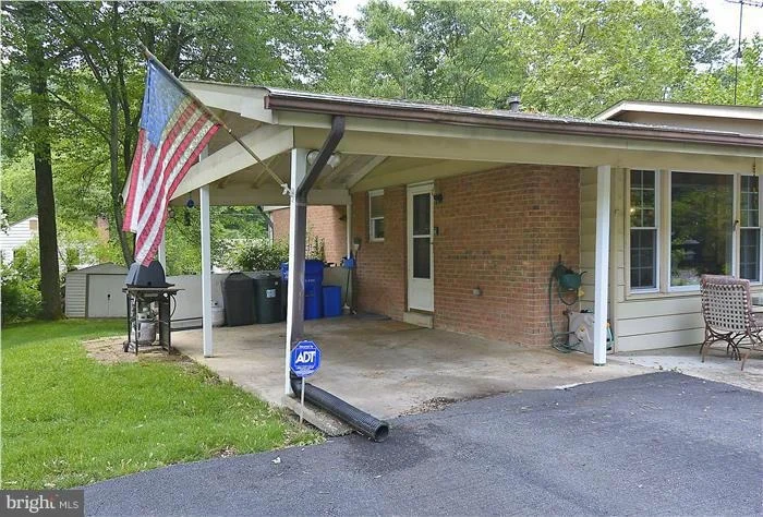 Photo of 12912 MIDDLEVALE LANE