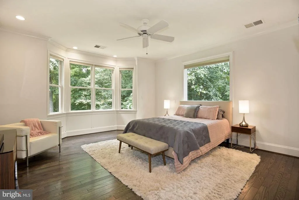 Photo of 1332 WINDY HILL