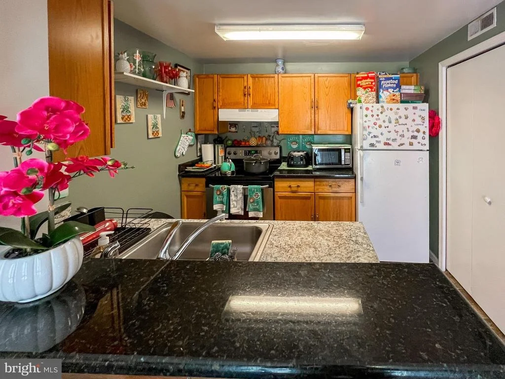 Photo of Unit 1210B at 1210 DANIELLE DRIVE