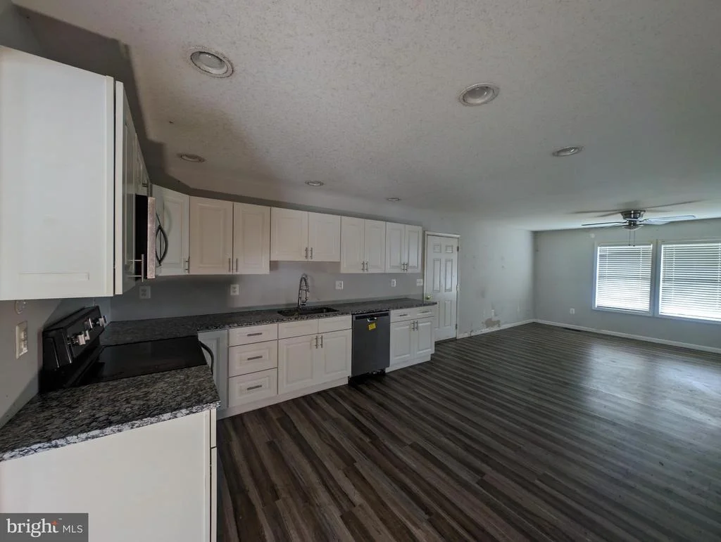 Photo of 503 CATALPA LANE