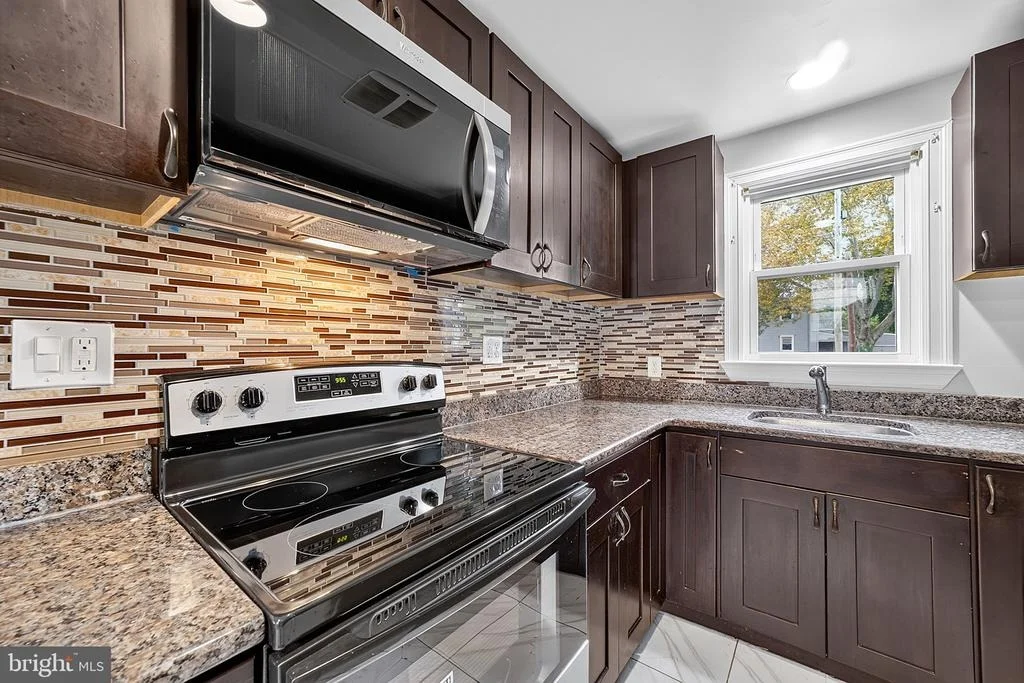 Photo of 50 WALNUT STREET