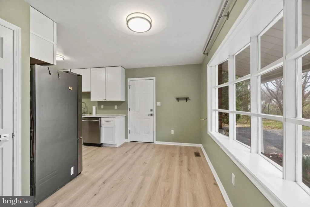 Photo of 9947 BOYDS TURN ROAD
