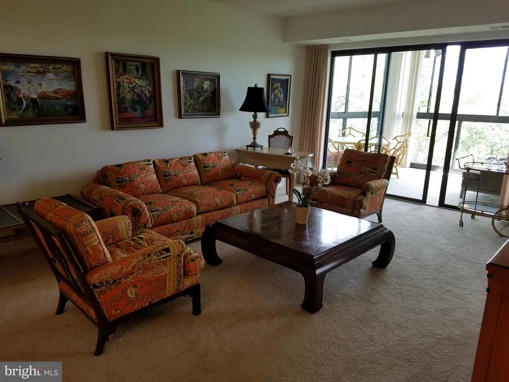 Photo of Unit 4922 at 15100 INTERLACHEN DRIVE