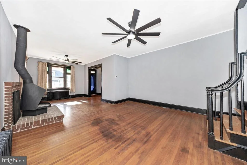 Photo of 519 SUMMIT AVENUE