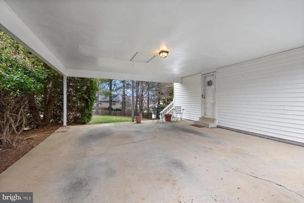 Photo of 10409 MAYNARD COURT