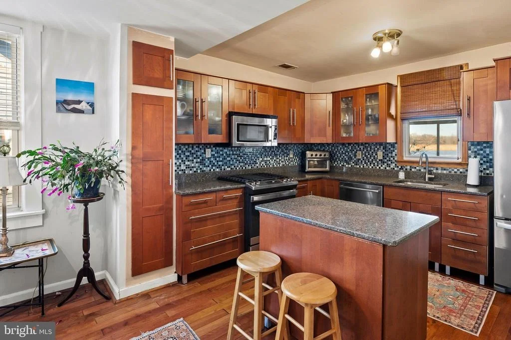 Photo of 6508 N POINT ROAD